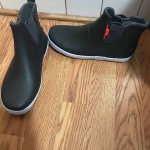 Sperry Flex Deck Women’s Dark Grey/Coral Boots